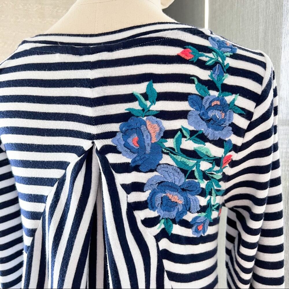 Soft Surroundings Black White Striped Embroidered Long Sleeves Top Women’s Small - Picture 5 of 10
